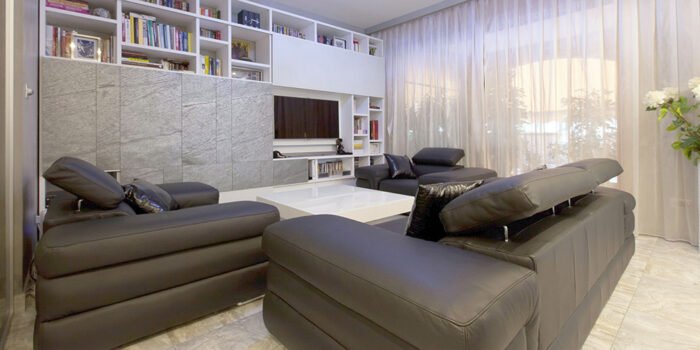 Mobydick Leather Sofa - Image 2